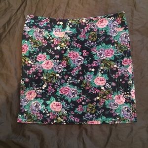 Multi floral mini skirt